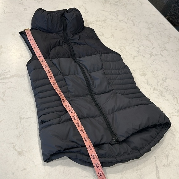 Lululemon Fluffin Awesome Vest Black Puffer Down Women’s - Picture 12 of 16